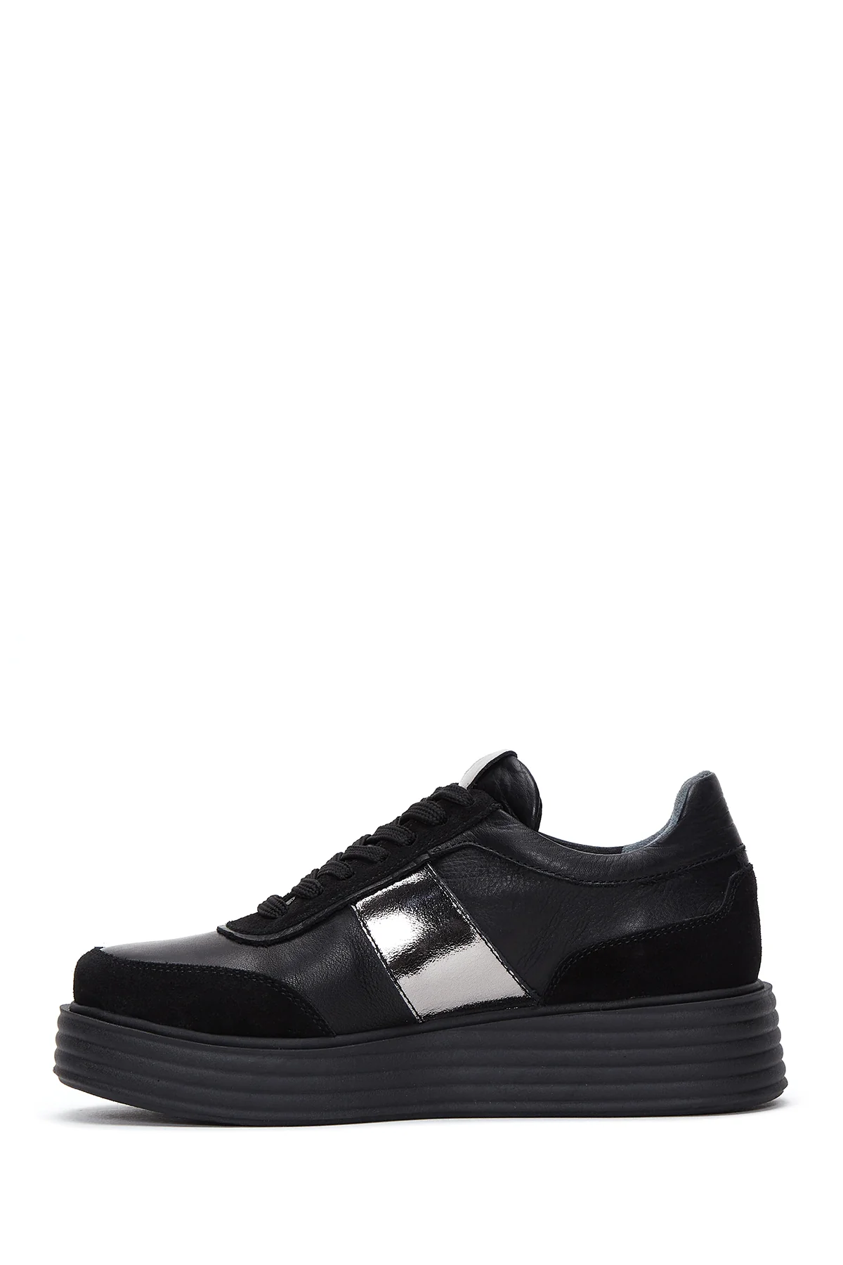 Kadın Siyah Deri Kalın Tabanlı Sneaker - Image 2