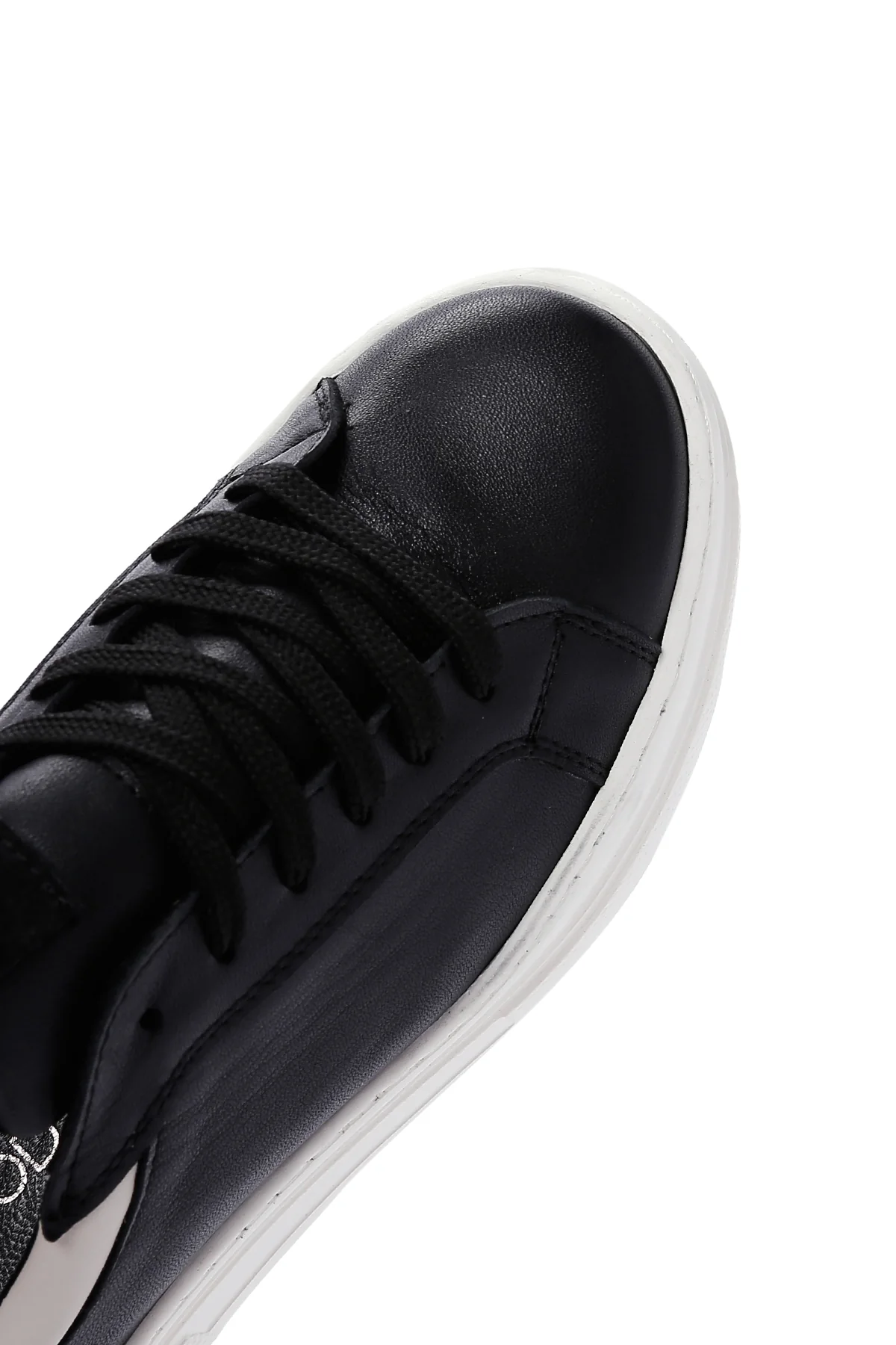 Kadın Siyah Deri Kalın Tabanlı Sneaker - Image 9