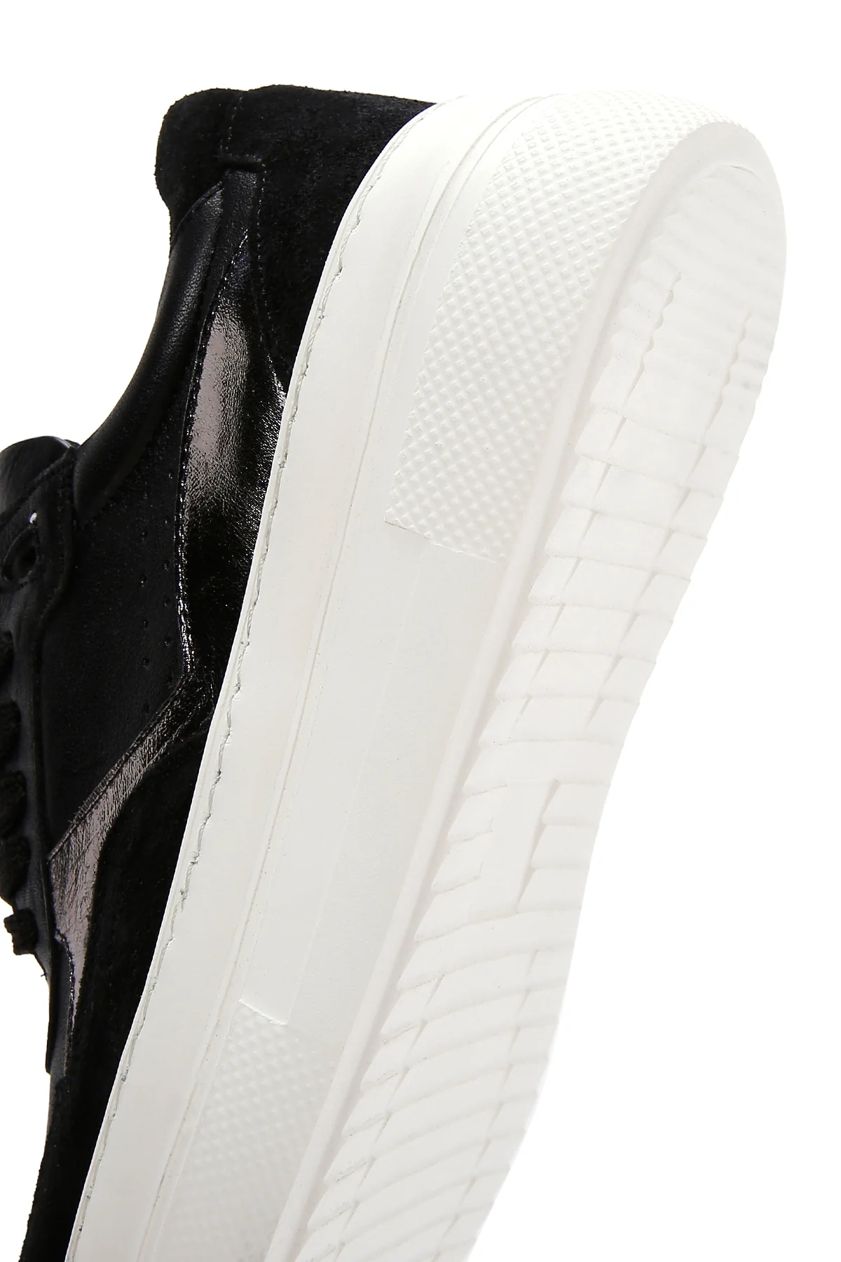 Kadın Siyah Deri Kalın Tabanlı Sneaker - Image 9