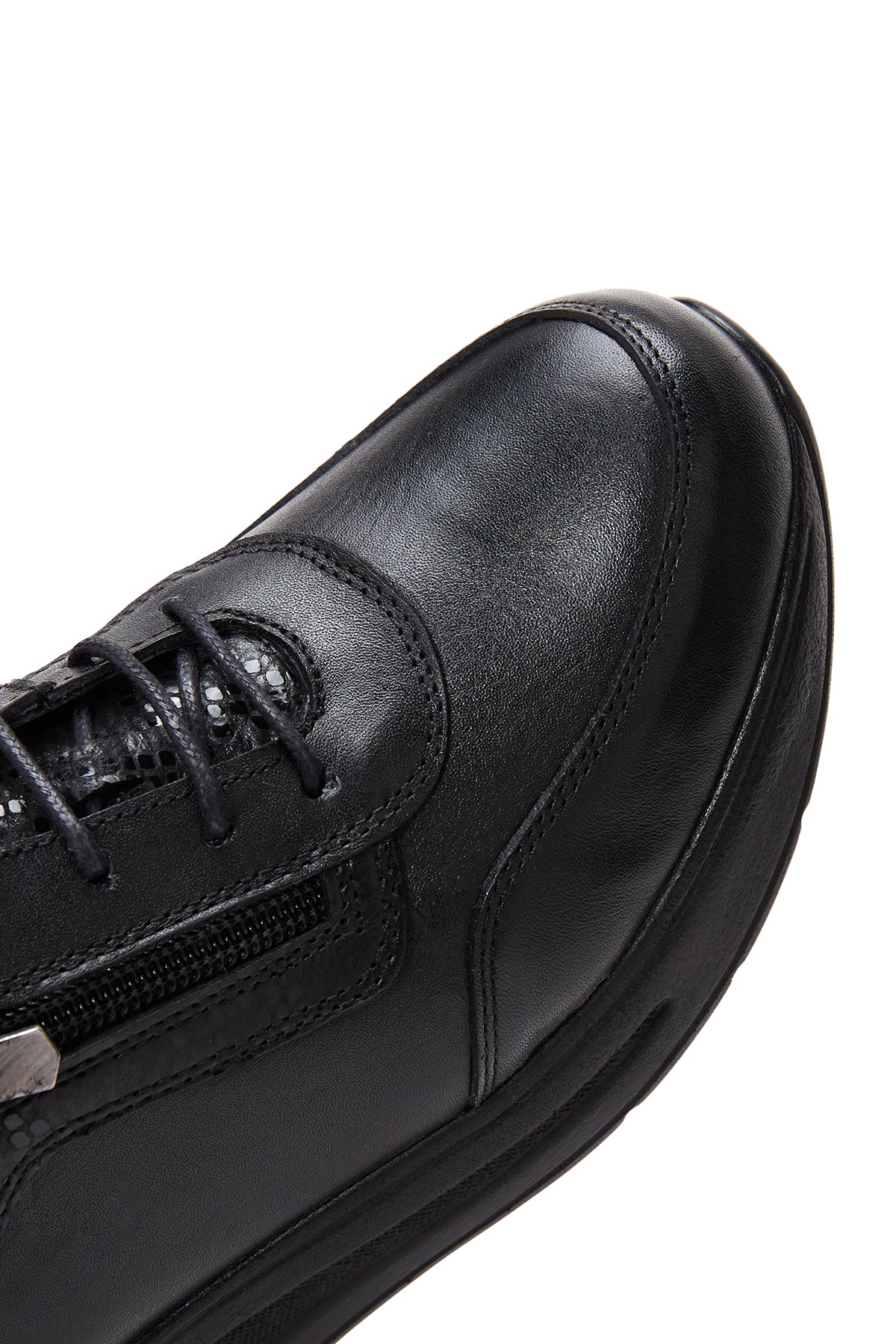 Kadın Siyah Deri Kalın Tabanlı Sneaker - Image 9