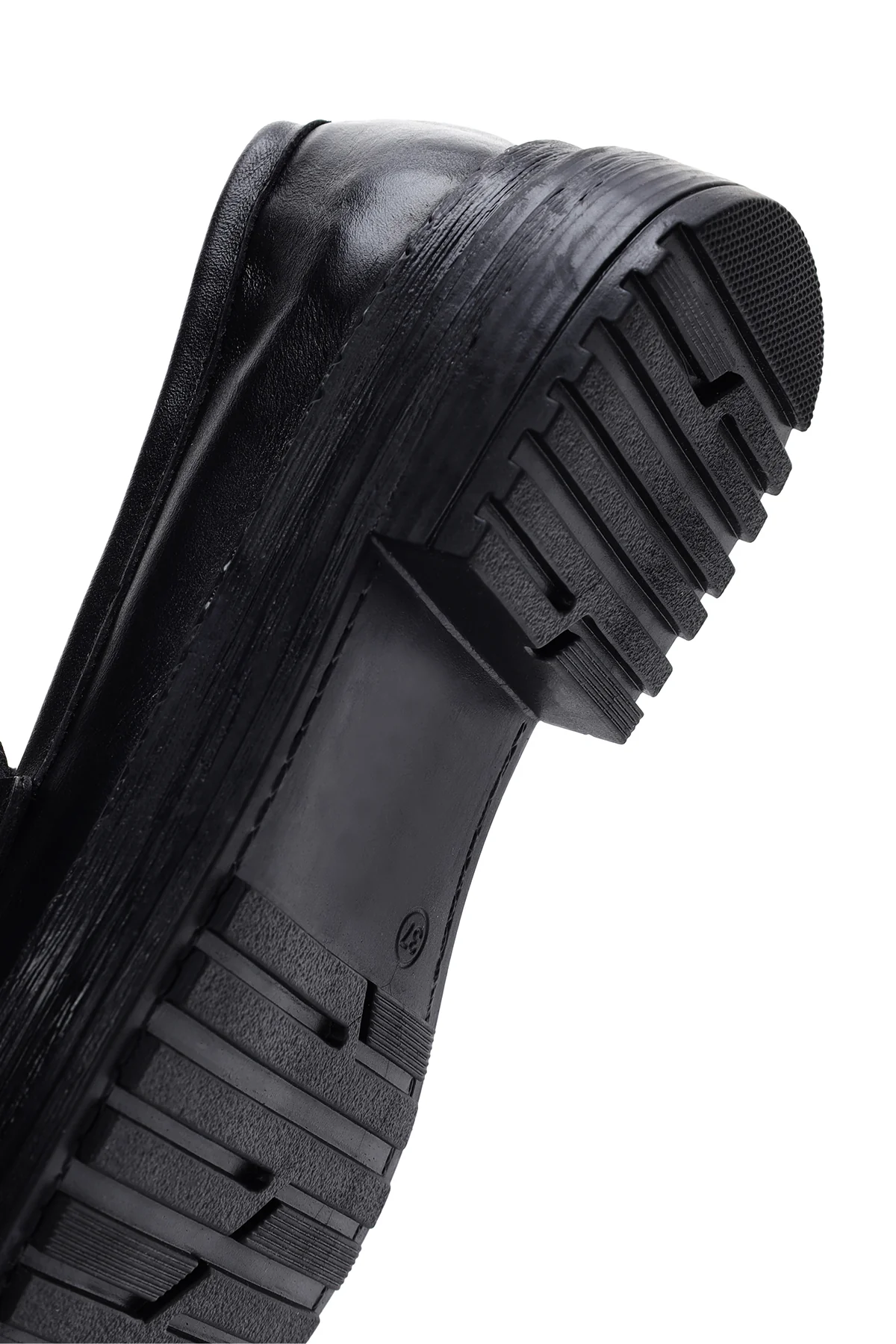 Kadın Siyah Deri Maskülen Loafer - Image 8