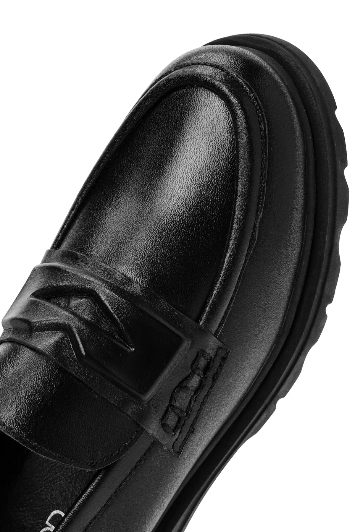 Kadın Siyah Deri Maskülen Loafer - Image 9