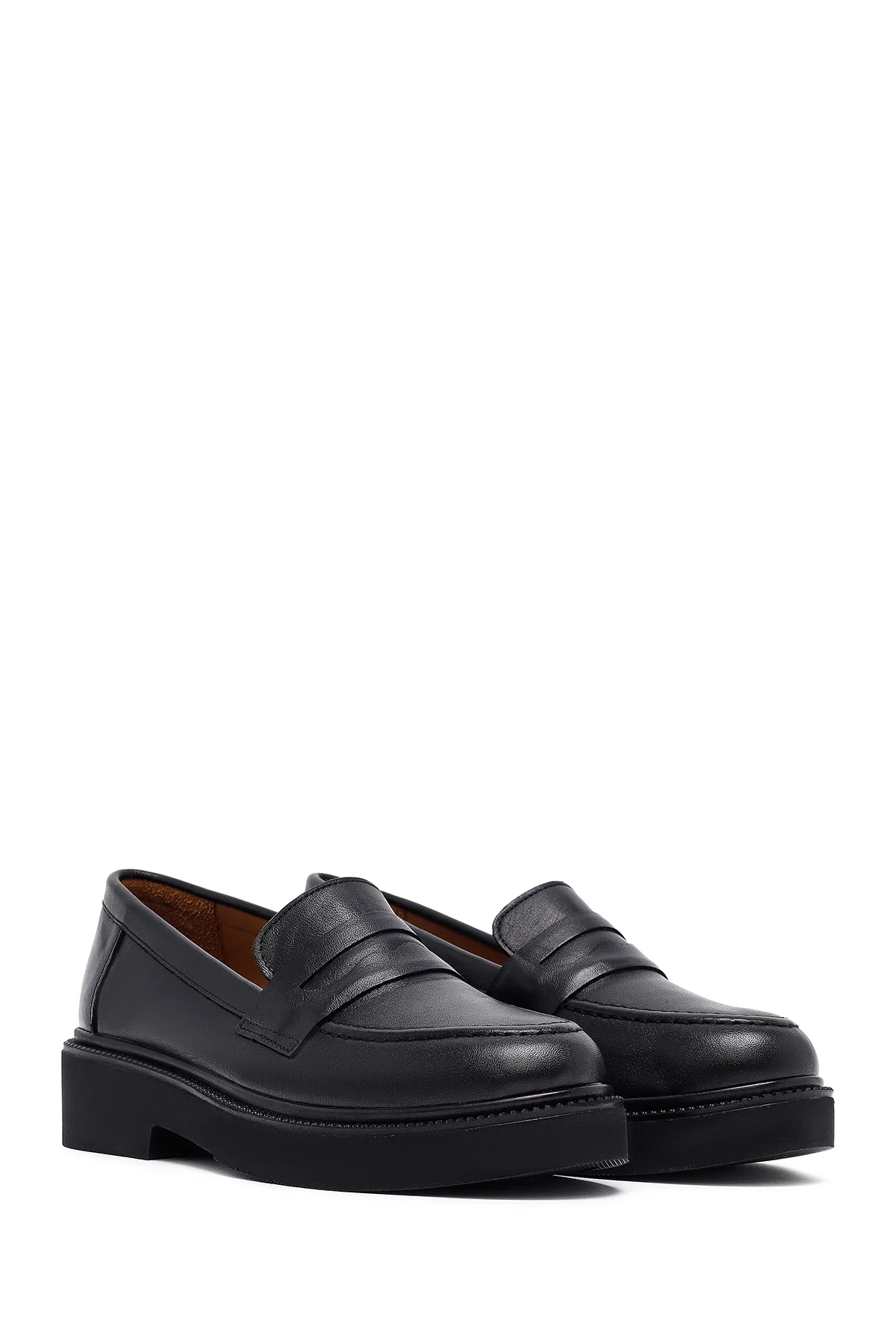 Kadın Siyah Deri Maskülen Loafer - Image 3