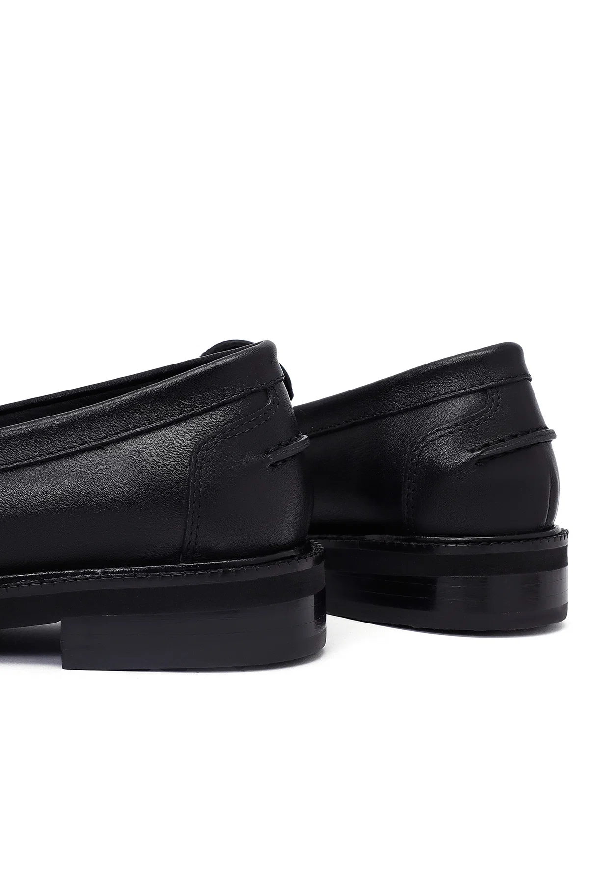 Kadın Siyah Deri Maskülen Loafer - Image 10