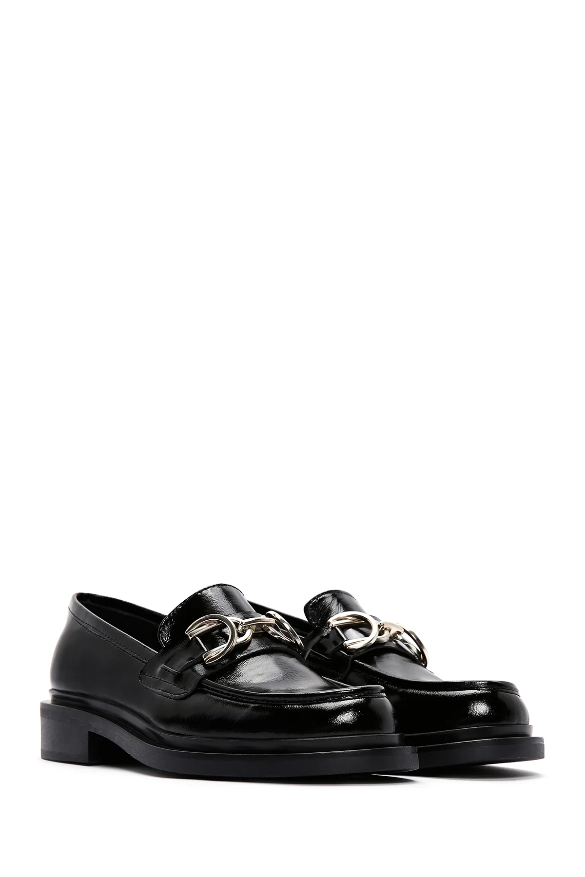 Kadın Siyah Deri Rugan Maskülen Klasik Loafer - Image 3