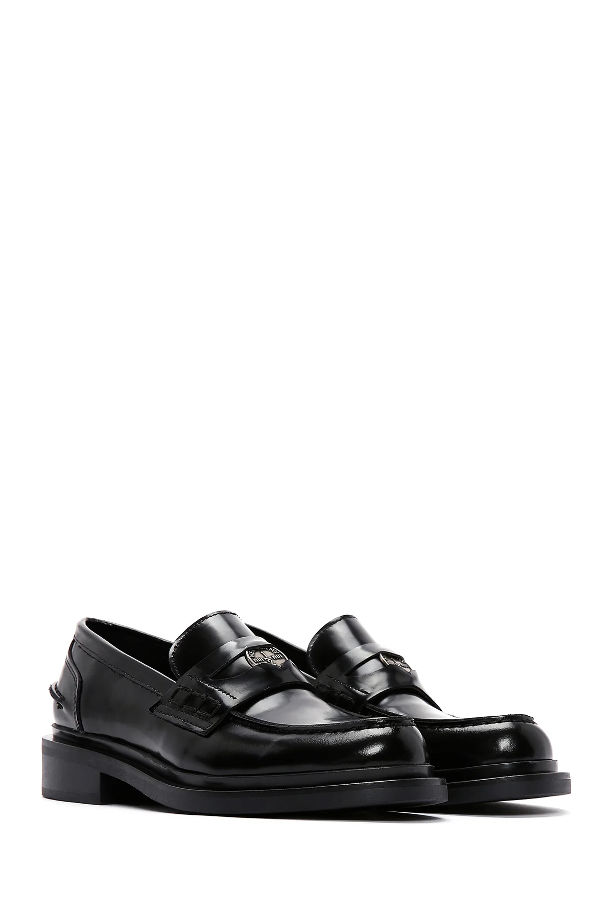 Kadın Siyah Deri Rugan Maskülen Loafer - Image 3