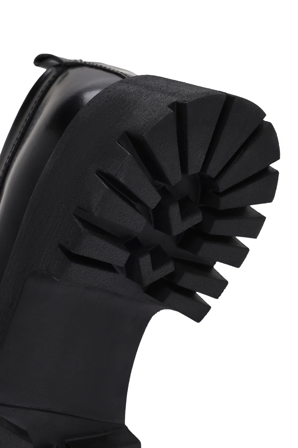 Kadın Siyah Deri Rugan Maskülen Loafer - Image 8