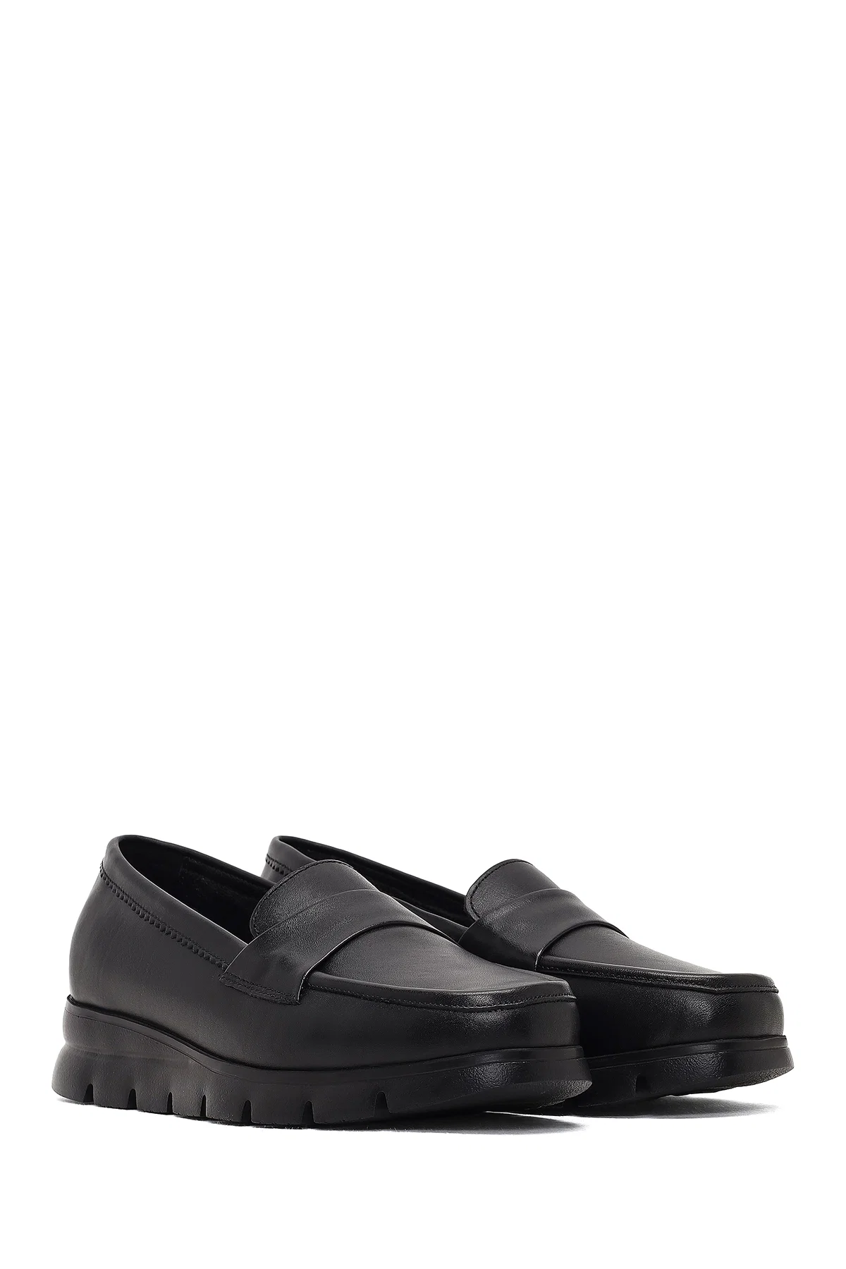 Kadın Siyah Dolgu Topuklu Deri Comfort Loafer - Image 3