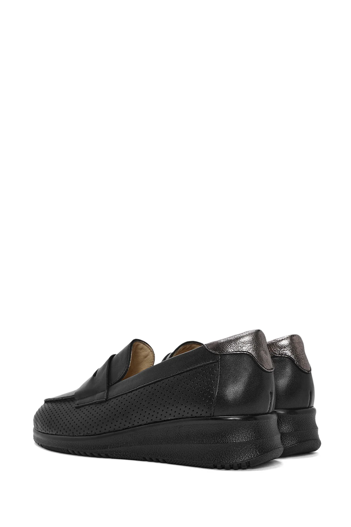 Kadın Siyah Dolgu Topuklu Deri Comfort Loafer - Image 6