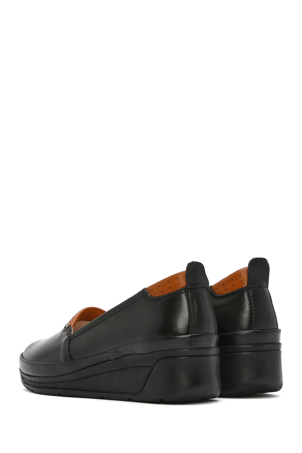 Kadın Siyah Dolgu Topuklu Deri Konfor Loafer - Image 6