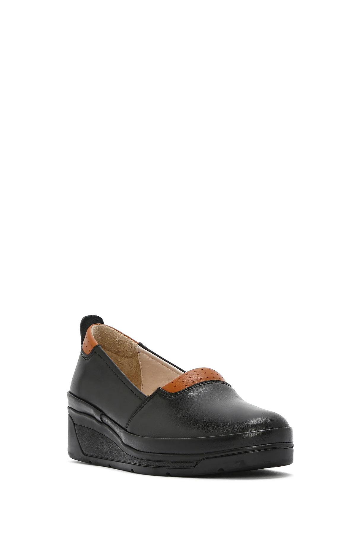 Kadın Siyah Dolgu Topuklu Deri Konfor Loafer - Image 7