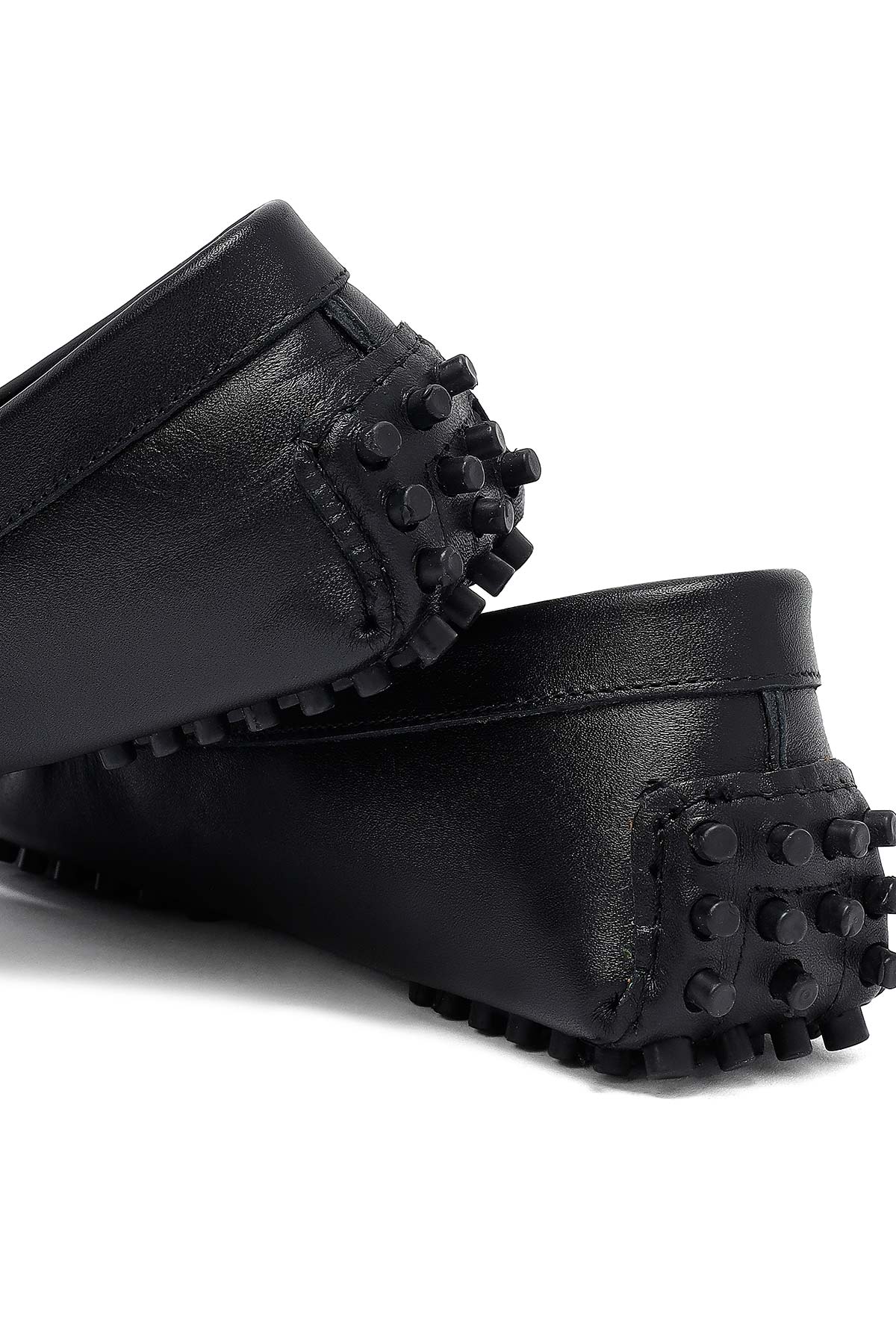 Kadın Siyah Fiyonklu Deri Loafer - Image 10