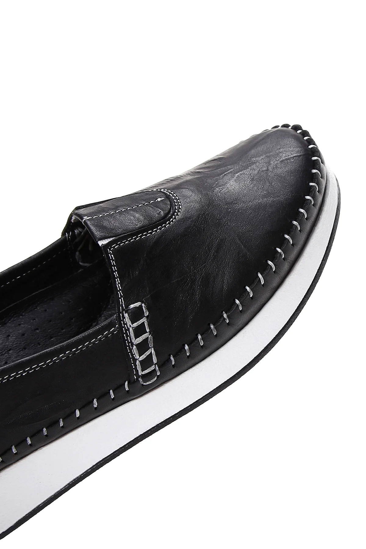 Kadın Siyah Kalın Tabanlı Deri Comfort Loafer - Image 9