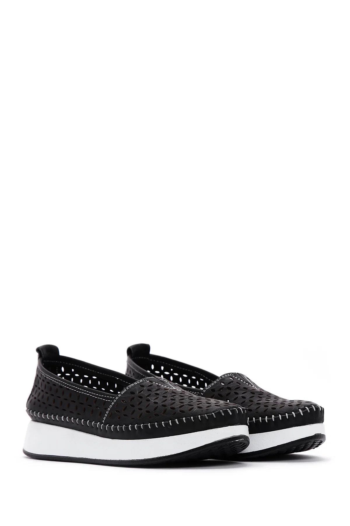 Kadın Siyah Kalın Tabanlı Deri Comfort Loafer - Image 3