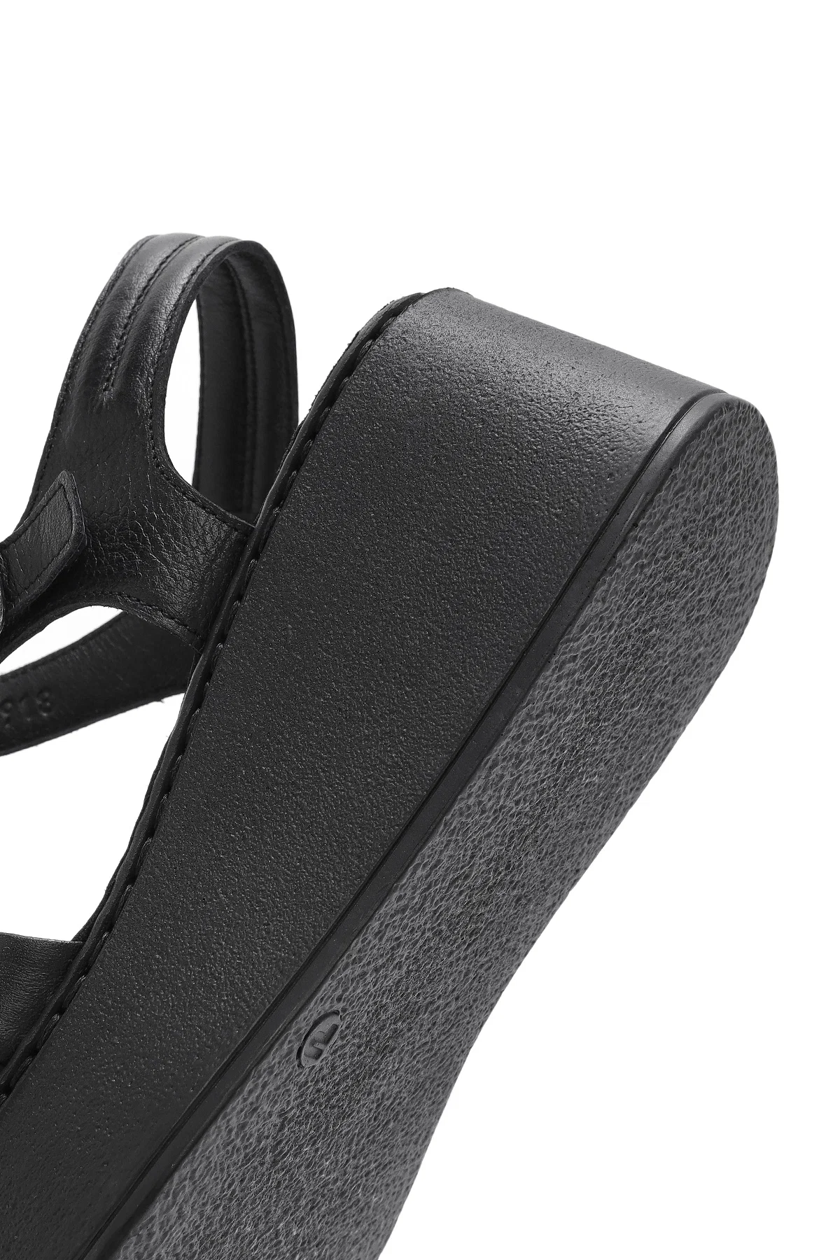 Kadın Siyah Kalın Tabanlı Deri Comfort Sandalet - Image 9