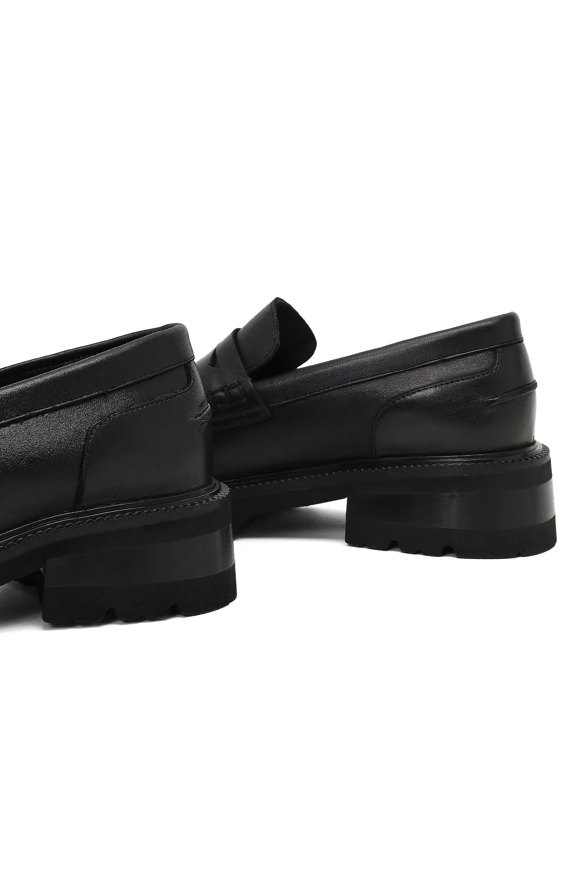 Kadın Siyah Kalın Tabanlı Deri Maskülen Loafer - Image 10