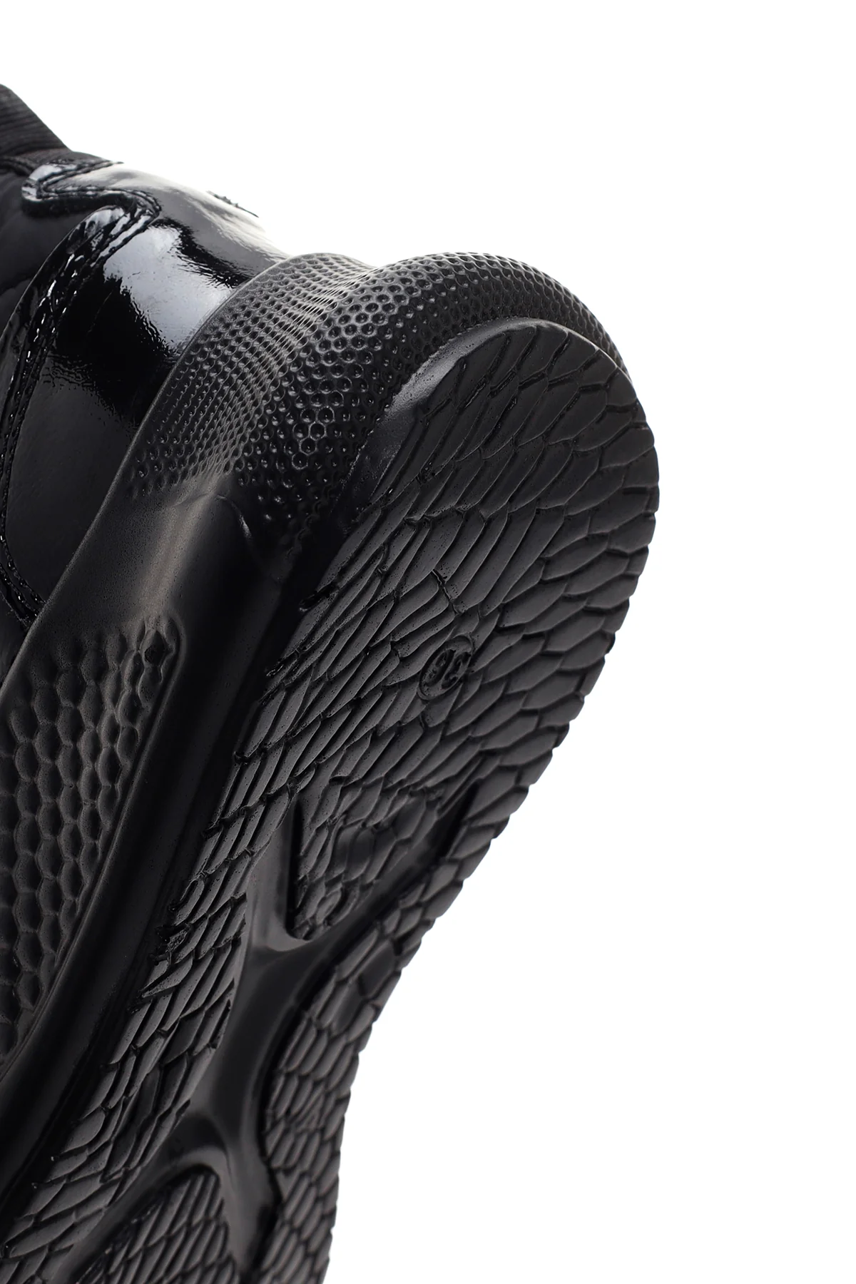 Kadın Siyah Kalın Tabanlı Deri Sneaker - Image 8