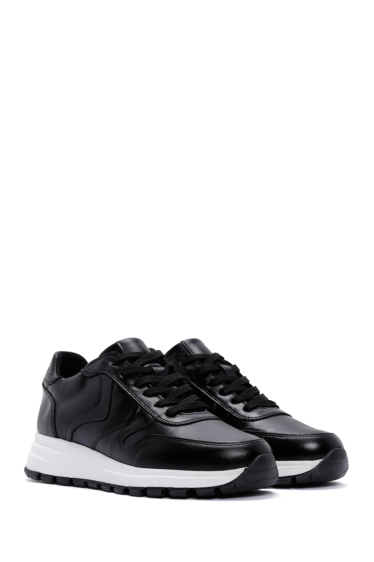 Kadın Siyah Kalın Tabanlı Deri Sneaker - Image 3