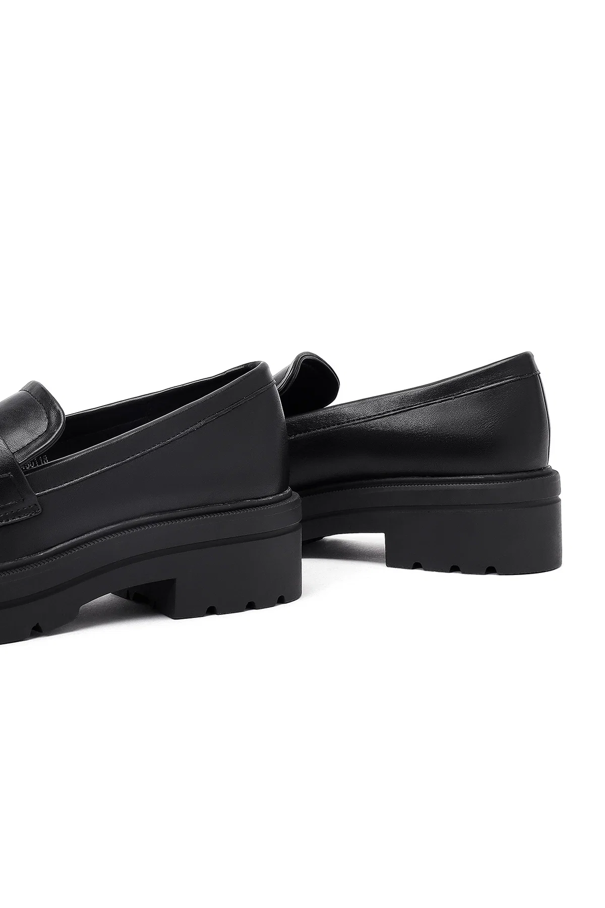 Kadın Siyah Kalın Tabanlı Maskülen Loafer - Image 11
