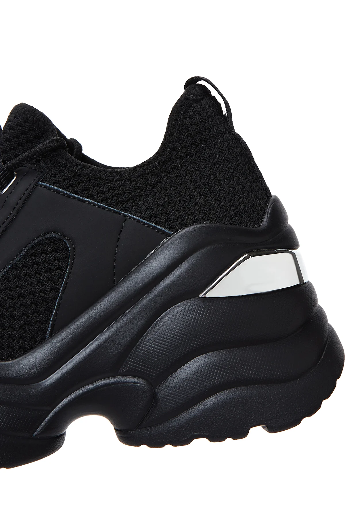 Kadın Siyah Kalın Tabanlı Sneaker - Image 8
