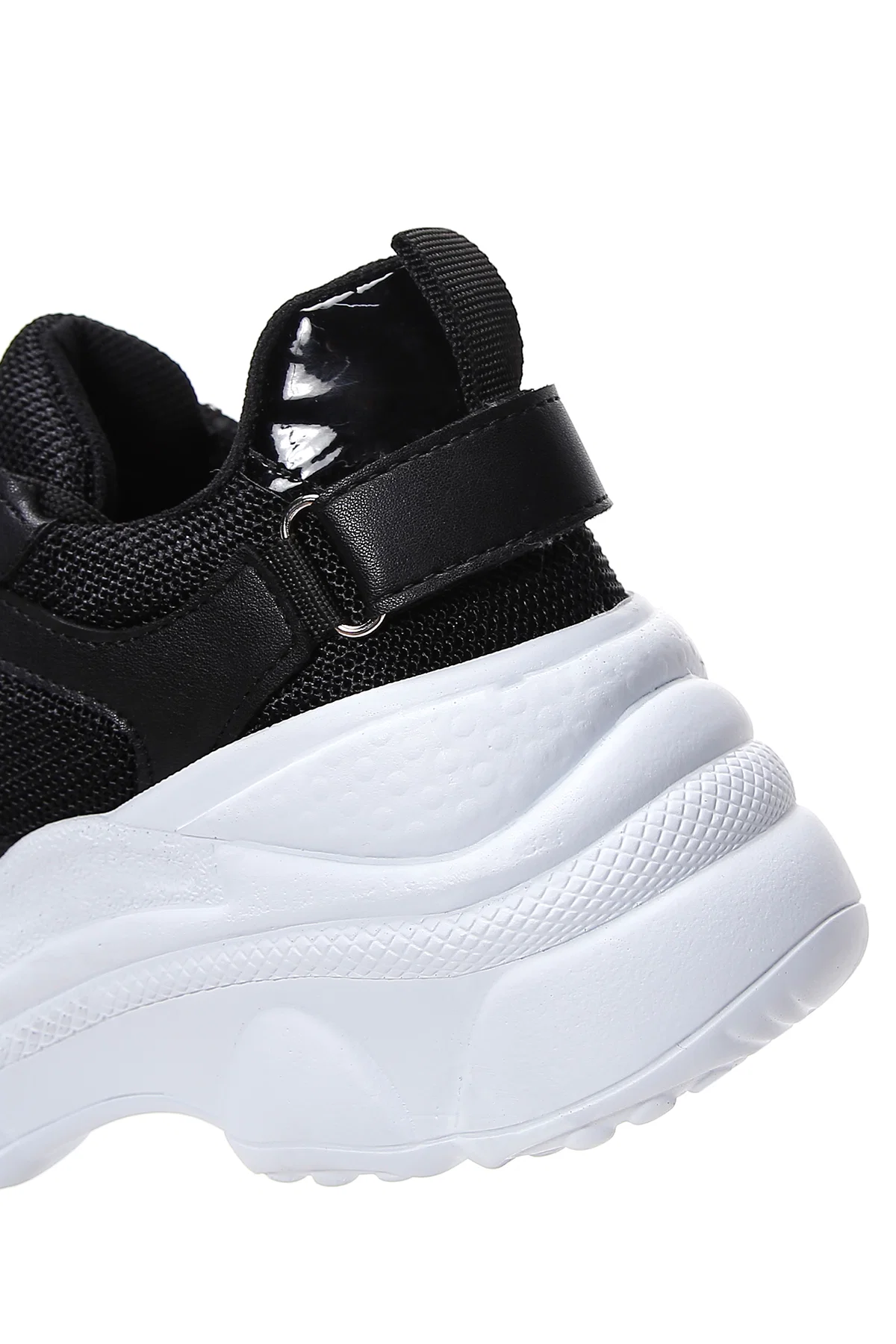 Kadın Siyah Kalın Tabanlı Sneaker - Image 8