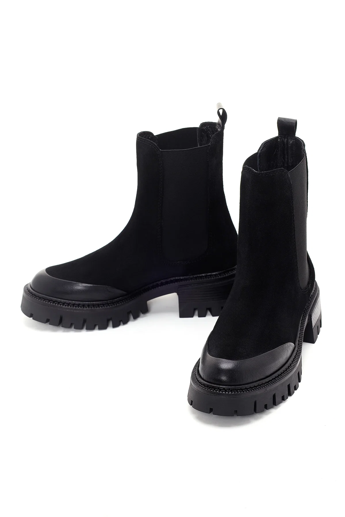 Kadın Siyah Kalın Tabanlı Süet Deri Chelsea Bot - Image 3