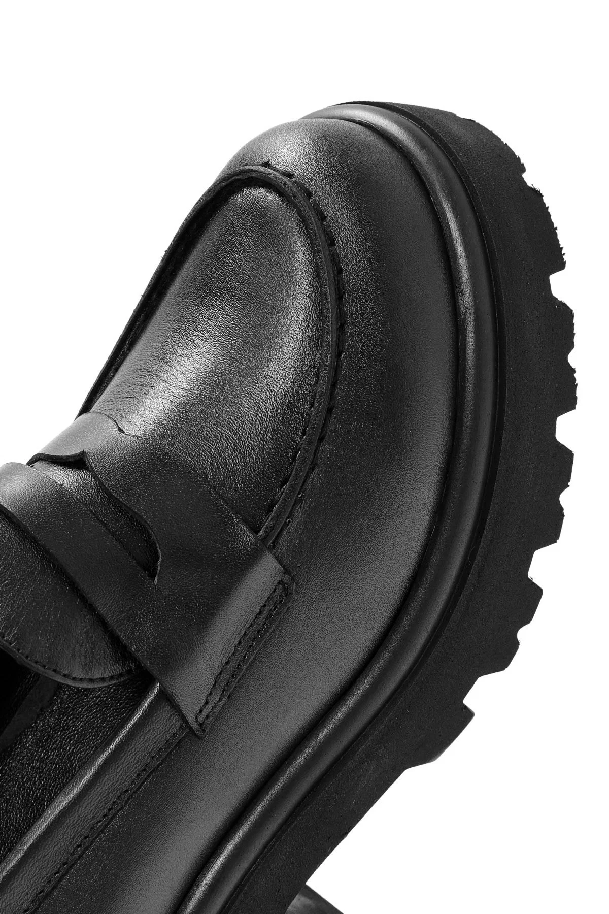 Kadın Siyah Kalın Topuklu Deri Maskülen Loafer - Image 9
