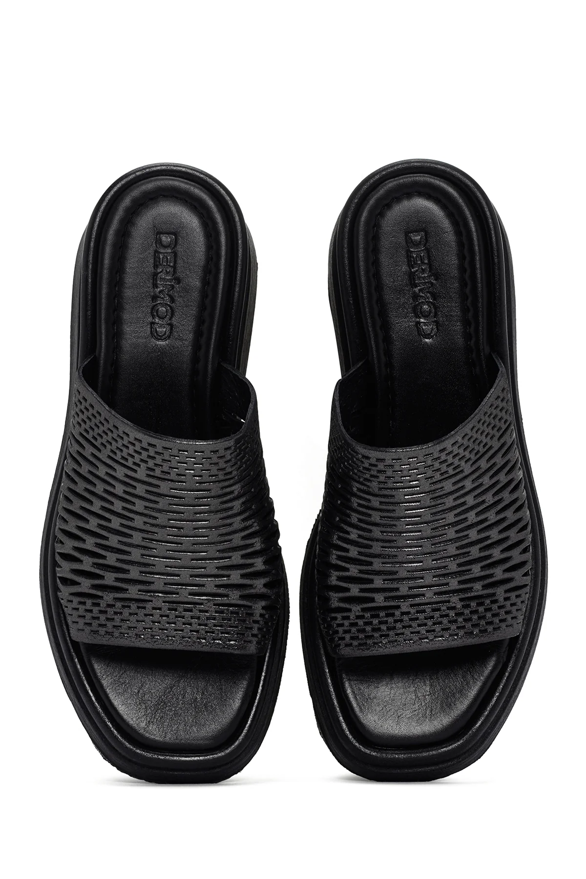Kadın Siyah Metalik Deri Comfort Terlik - Image 6