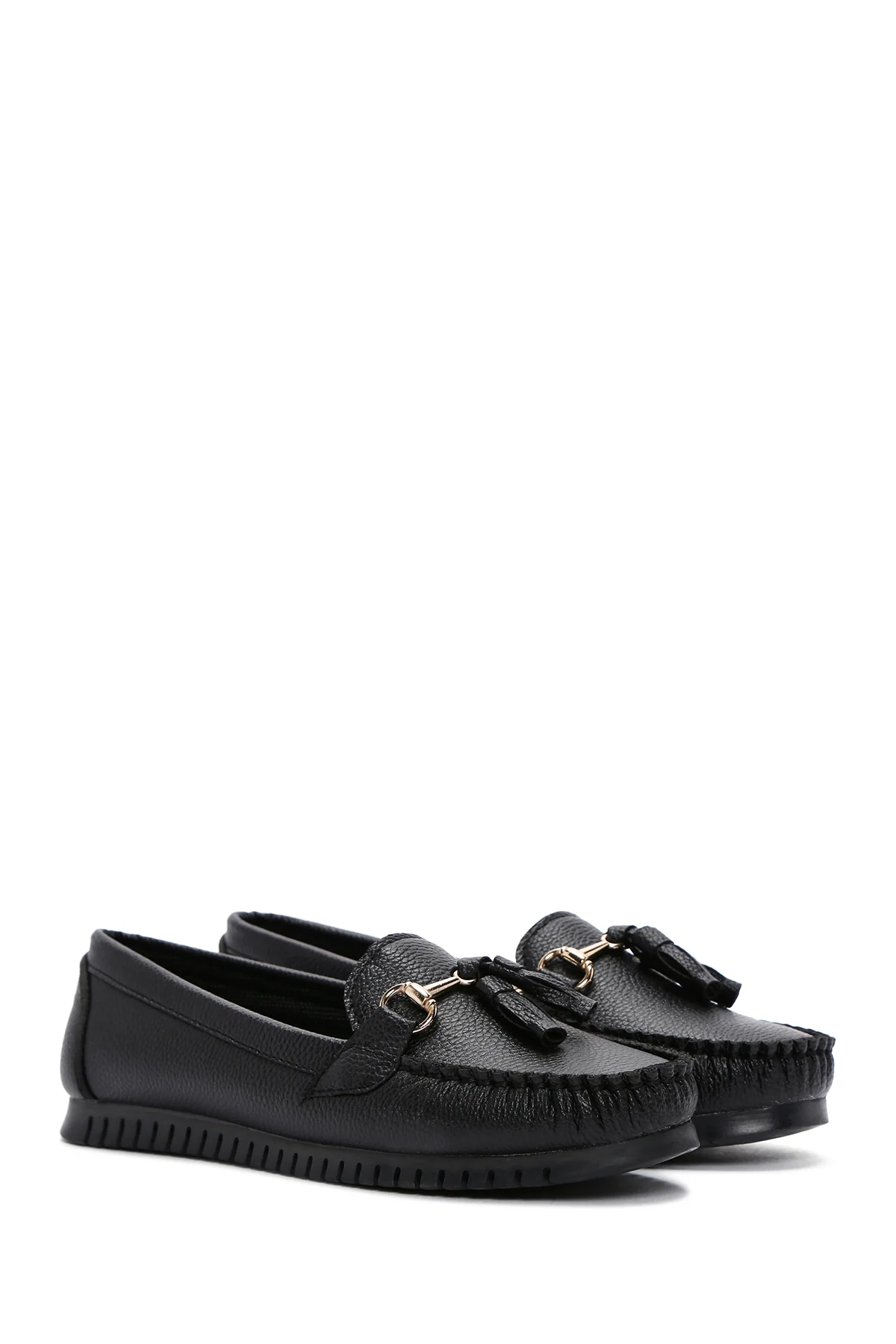 Kadın Siyah Püskül Detaylı Loafer - Image 3