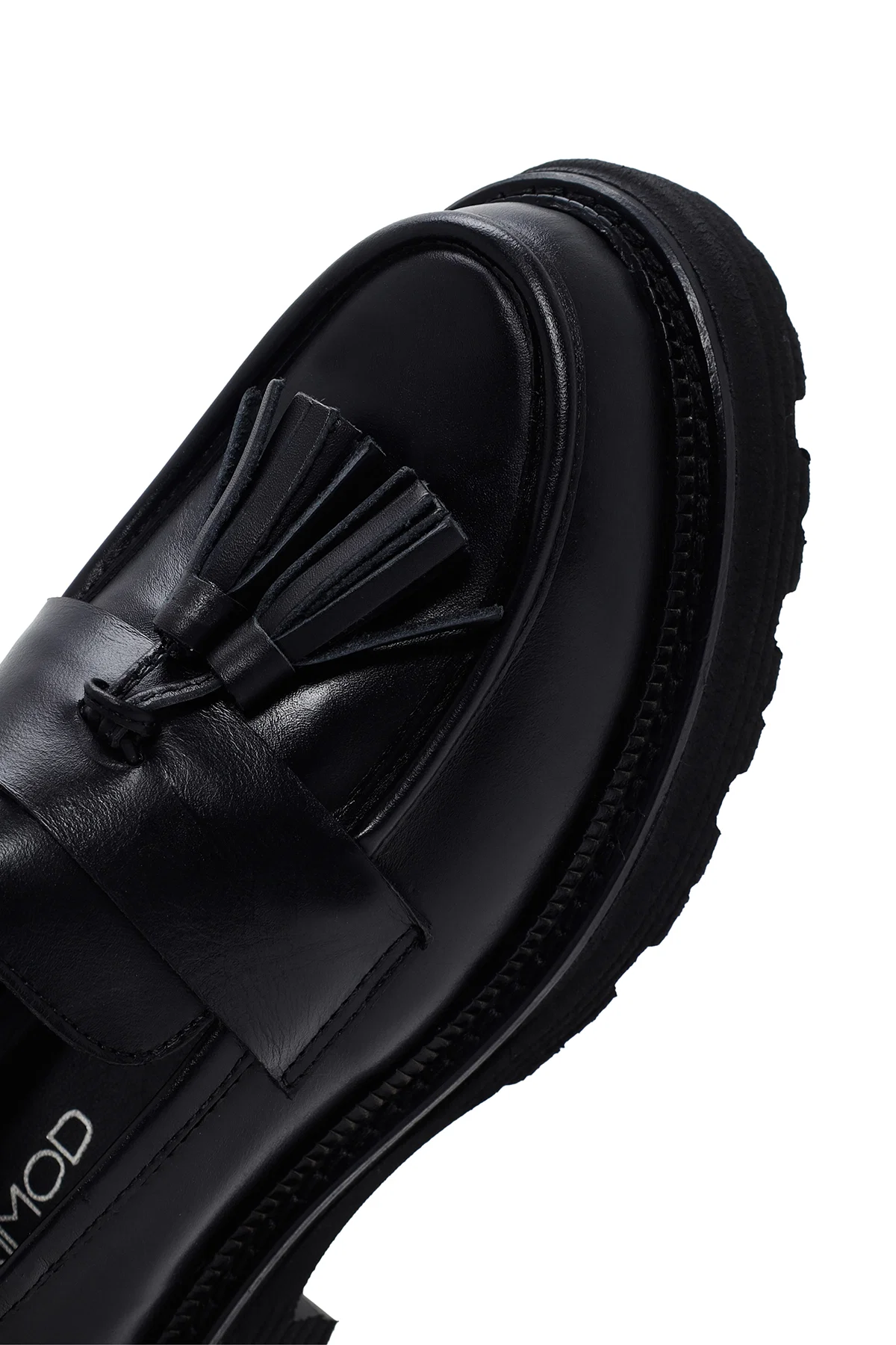 Kadın Siyah Püsküllü Deri Maskülen Loafer - Image 9