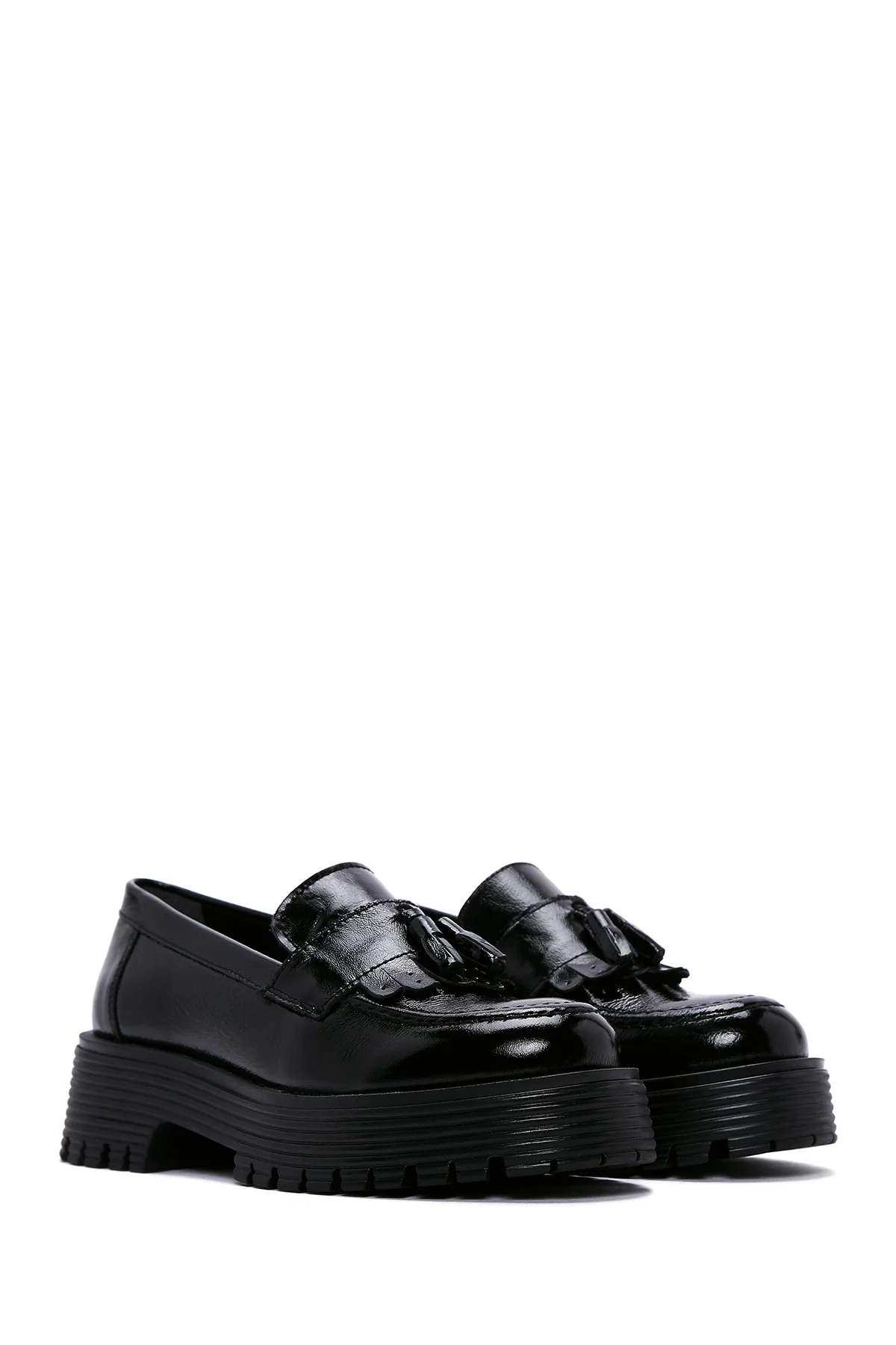 Kadın Siyah Püsküllü Deri Maskülen Loafer - Image 3