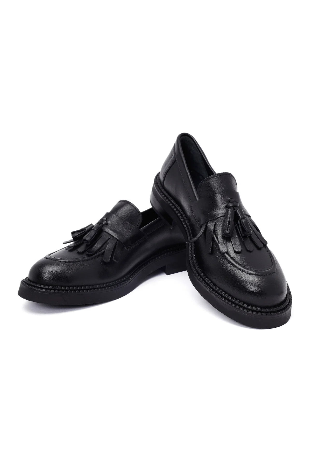 Kadın Siyah Püsküllü Deri Maskülen Loafer - Image 9