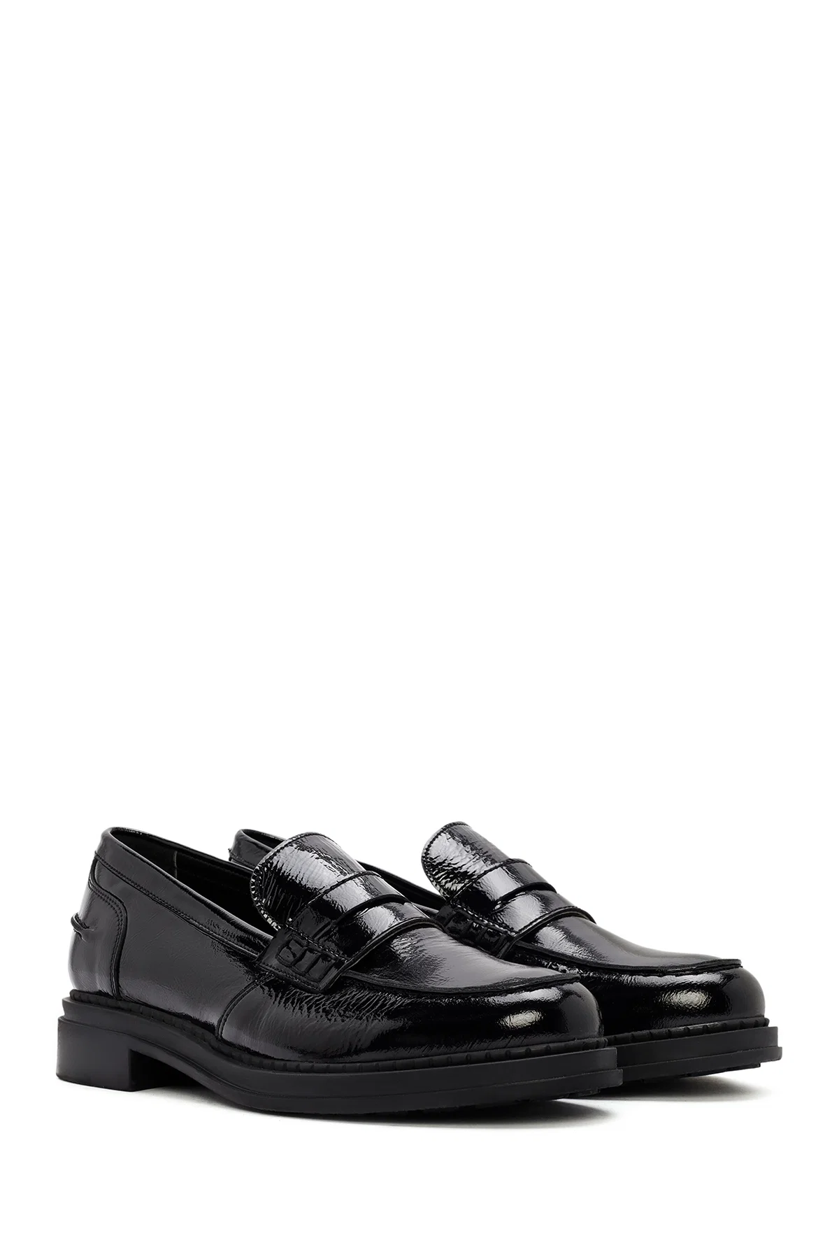 Kadın Siyah Rugan Deri Maskülen Loafer - Image 3
