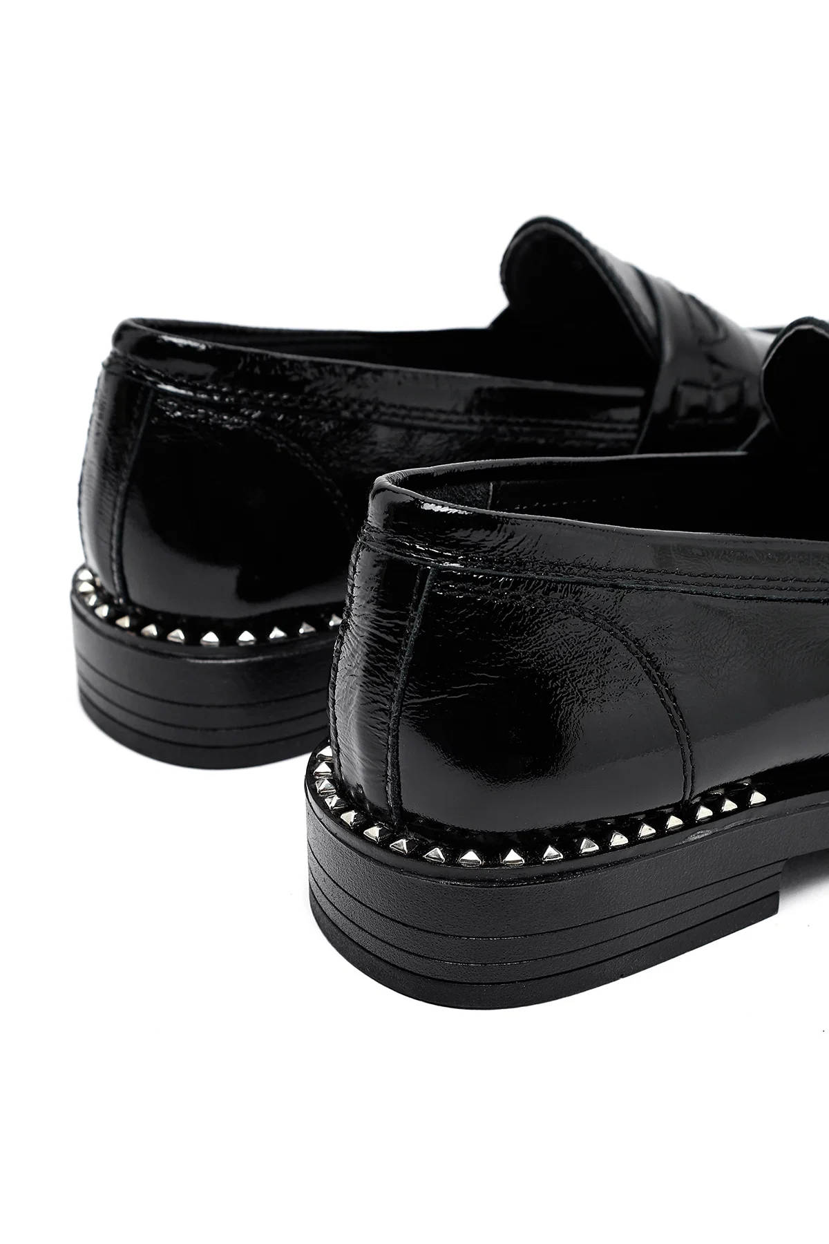 Kadın Siyah Rugan Deri Maskülen Loafer - Image 8
