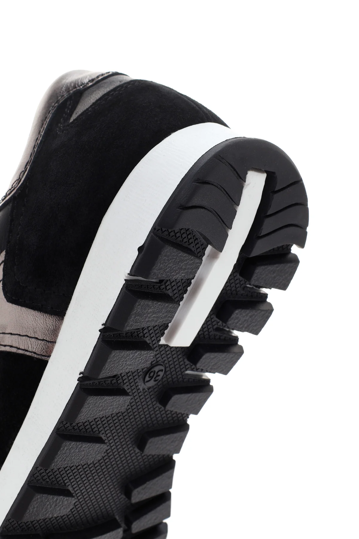 Kadın Siyah Süet Deri Detaylı Sneaker - Image 8