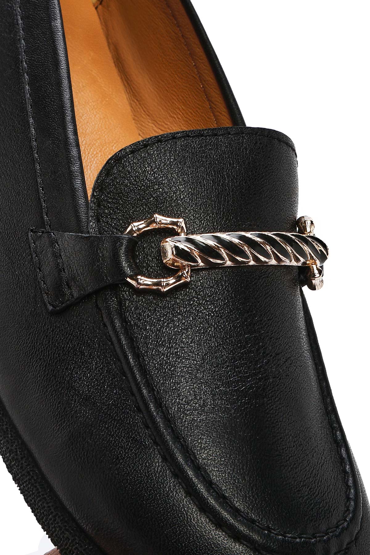 Kadın Siyah Tokalı Deri Loafer - Image 9