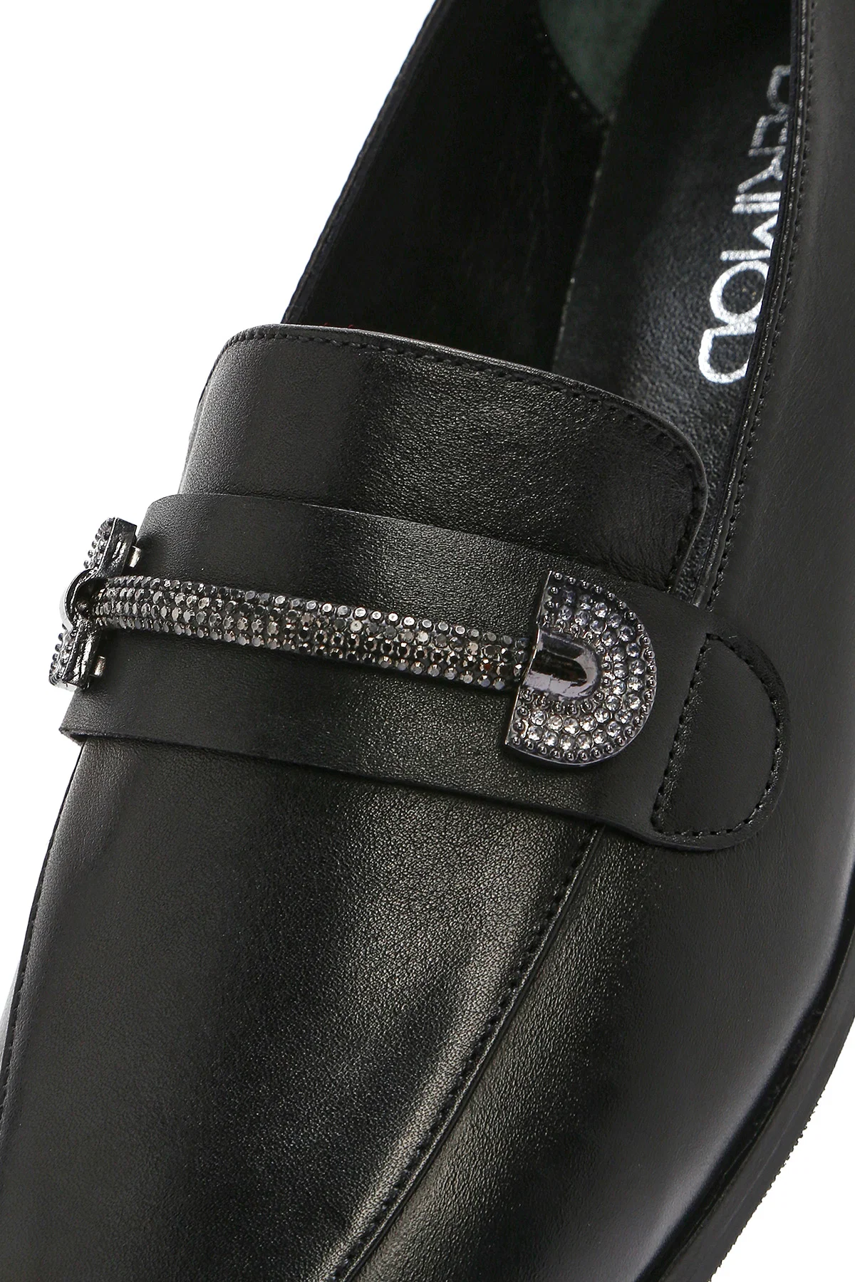 Kadın Siyah Tokalı Deri Maskülen Loafer - Image 10