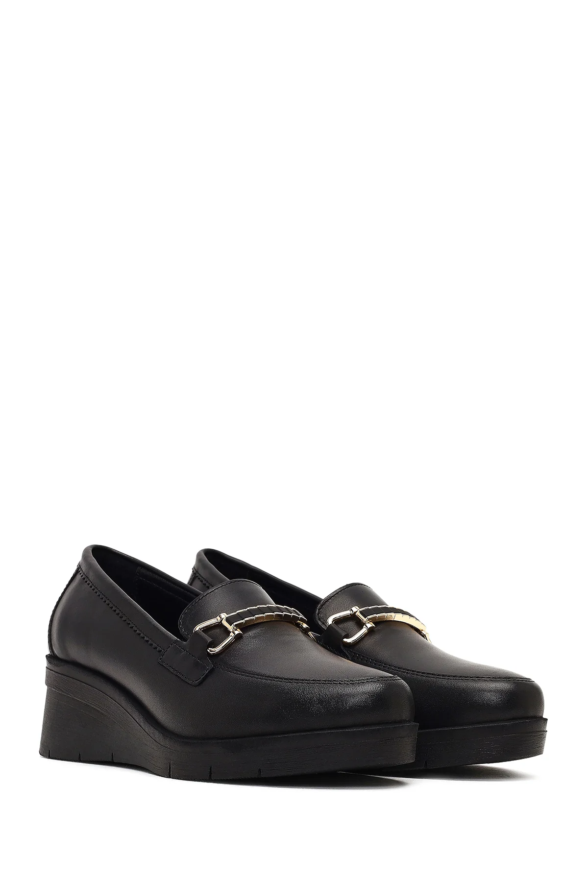 Kadın Siyah Tokalı Dolgu Topuklu Deri Comfort Loafer - Image 3