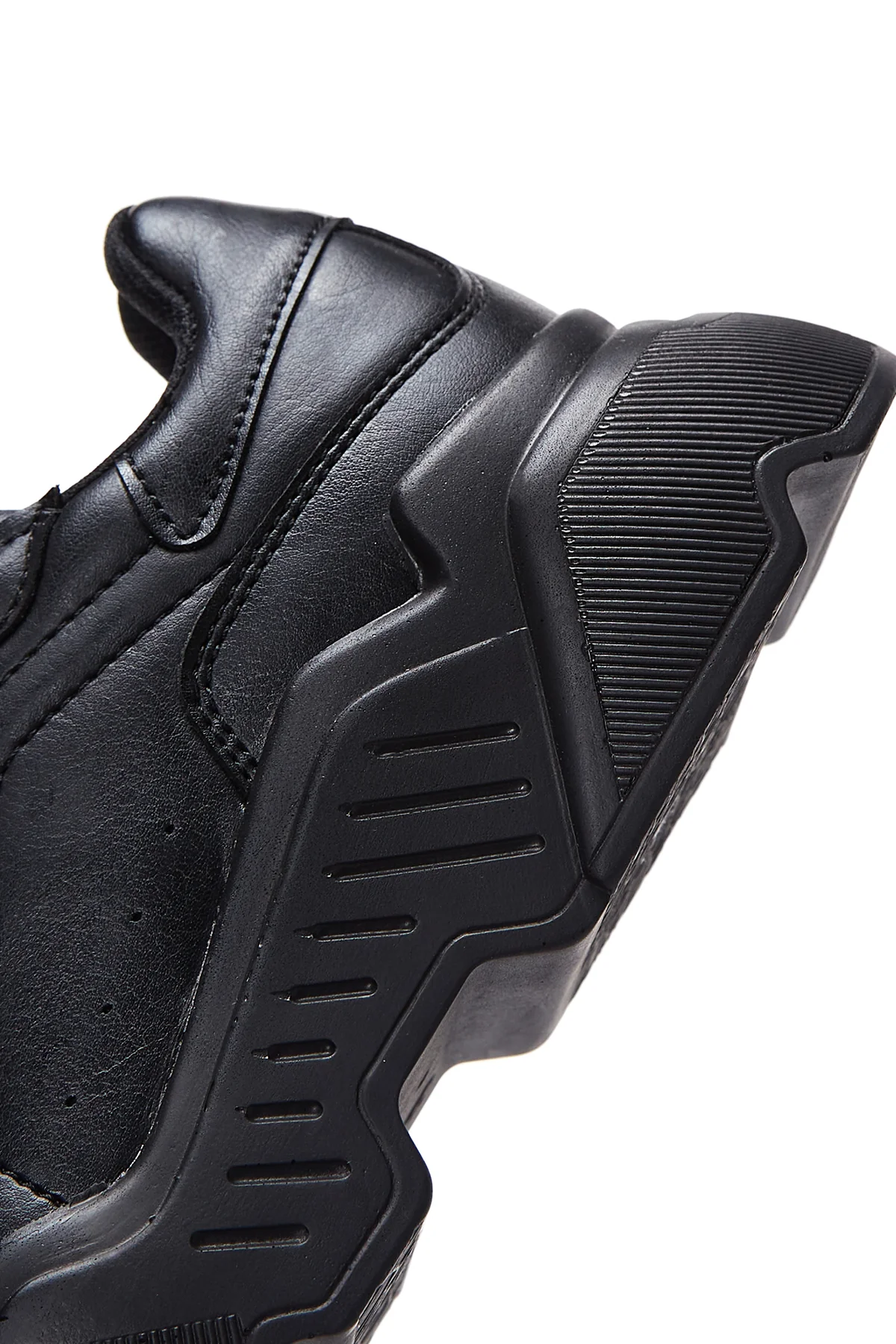 Kadın Siyah Yüksek Taban Sneaker - Image 8