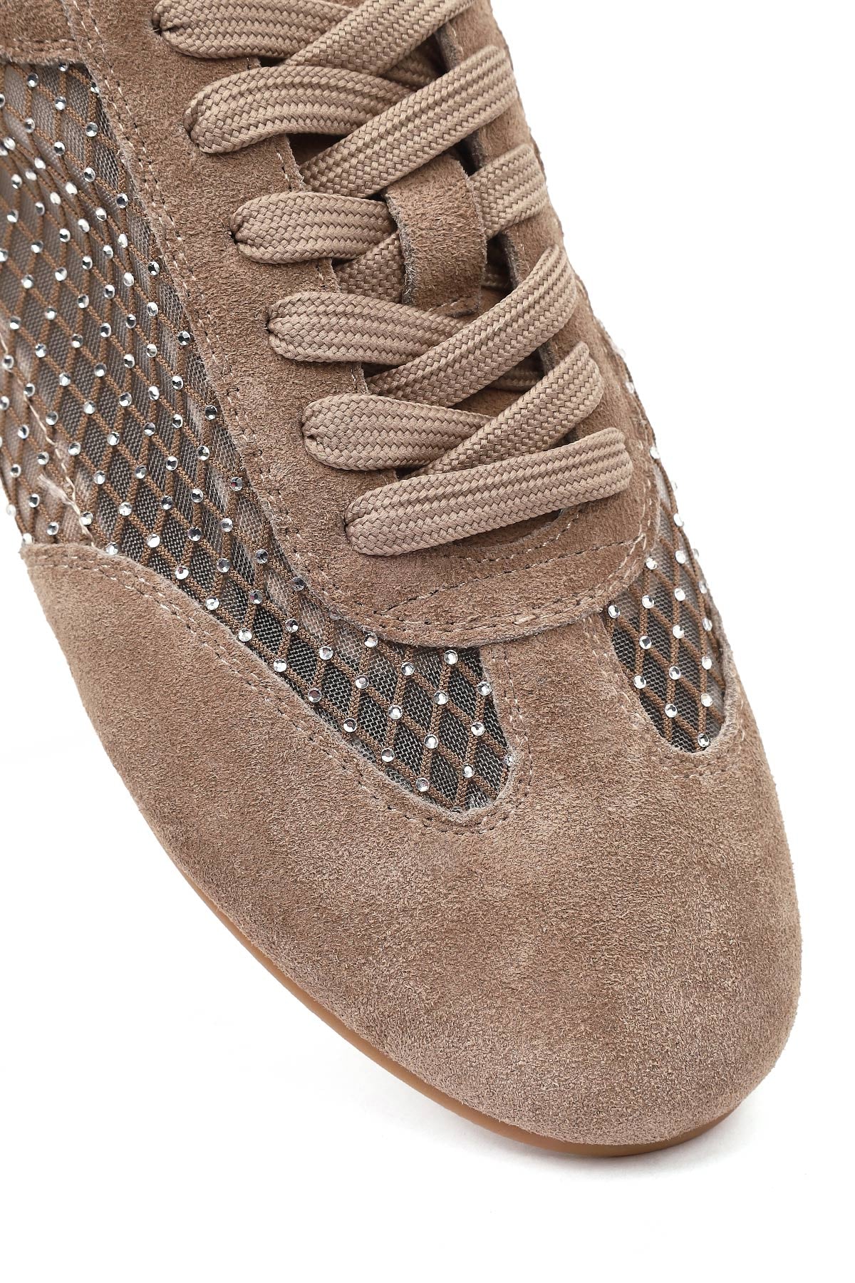 Kadın Vizon Bağcıklı Taşlı Süet Deri Sneaker - Image 9