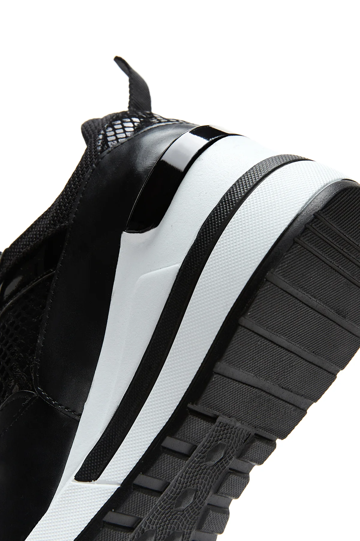 Kadın Yüksek Taban Sneaker - Image 7