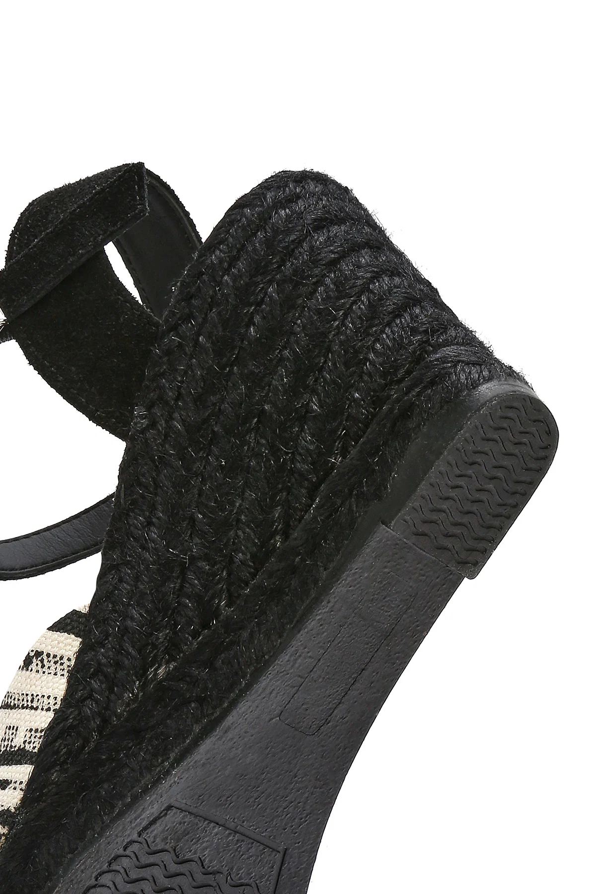 Kastamonu Taş Baskı Kadın Siyah Desenli Dolgu Topuklu Espadril Sandalet - Image 13