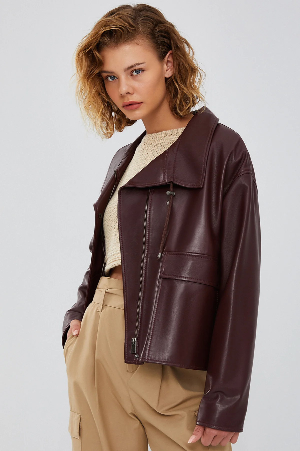 Nova Kadın Bordo Oversize Deri Ceket - Image 3