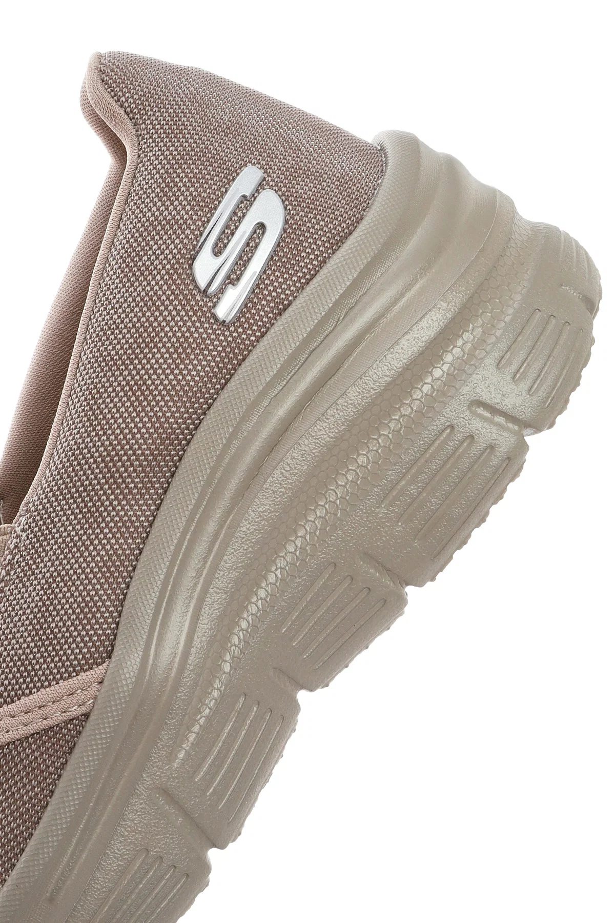 Skechers Kadın Bej Fashion Fit Sneaker - Image 10