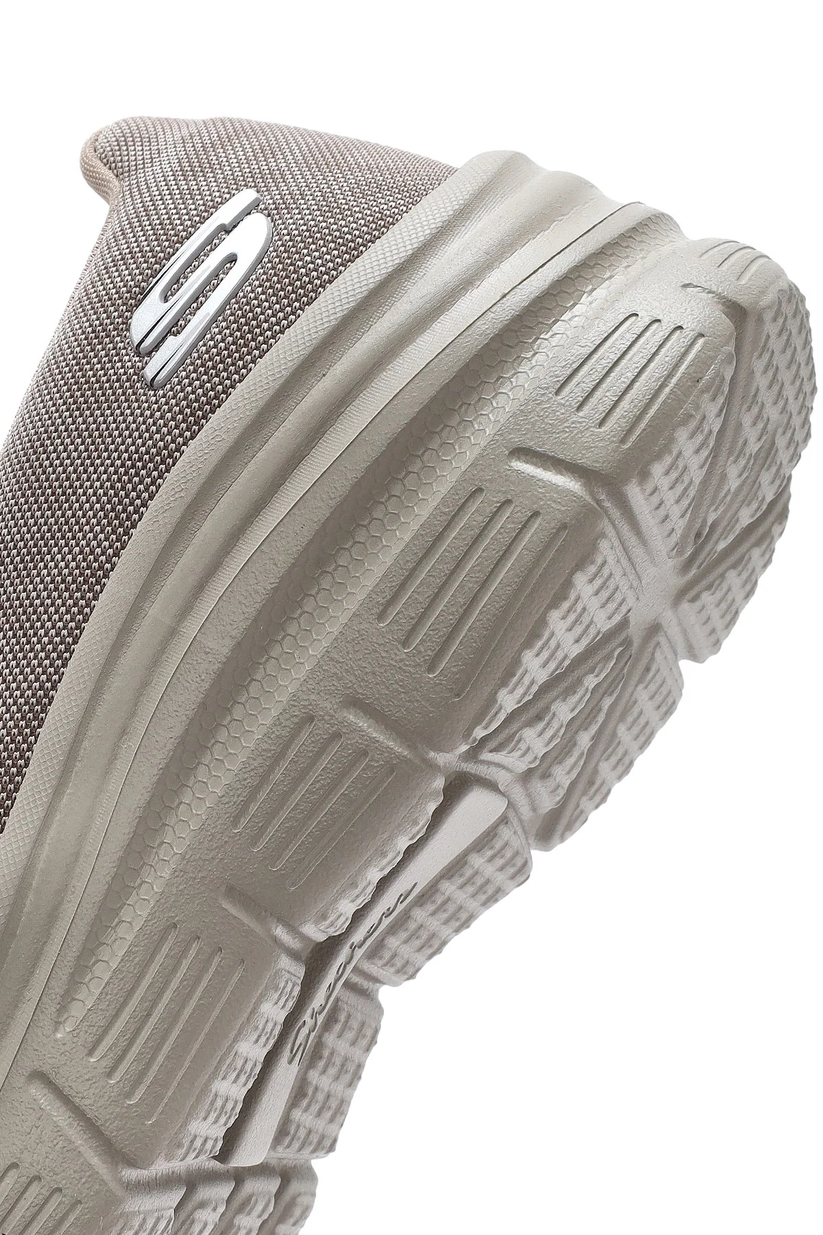 Skechers Kadın Bej Fashion Fit Sneaker - Image 8