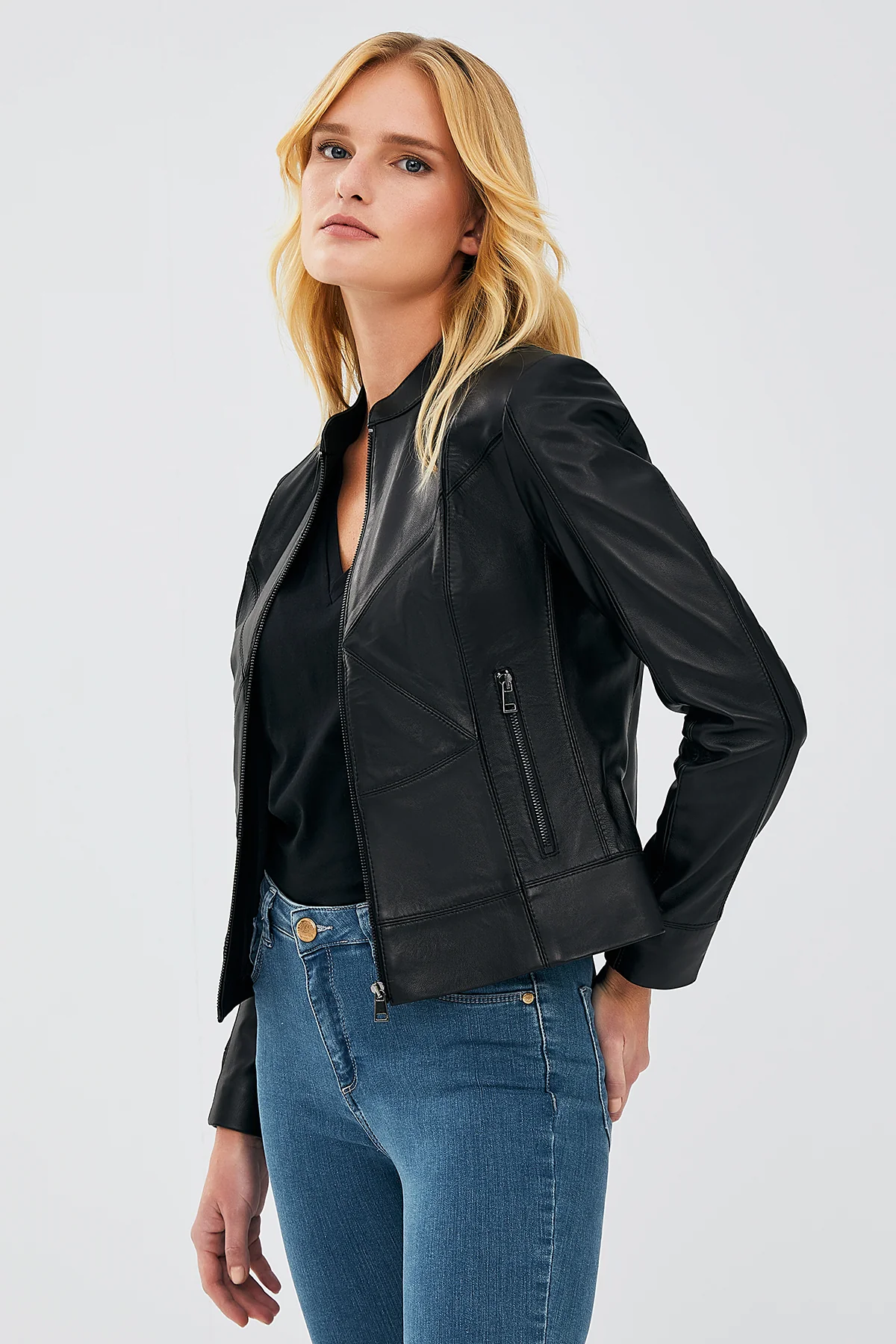 Tiffany Kadın Siyah Slim-Fit Kısa Deri Ceket - Image 4